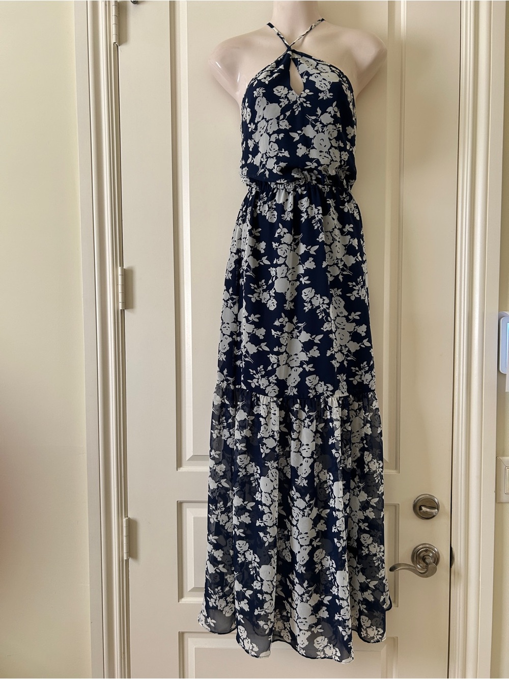Ali And Jay Blue/White Floral Chiffon Maxi Dress With Spaghetti Straps, S, EUC
